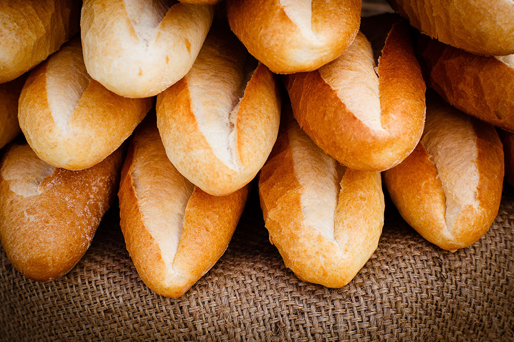 Por que o p&atilde;o amanhecido endurece? H&aacute; como deix&aacute;-lo macio outra vez?