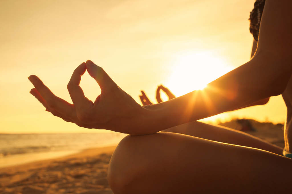 Meditar Meditar: Nada mais é que ficar concentrado e limpar a mente, parar de pensar