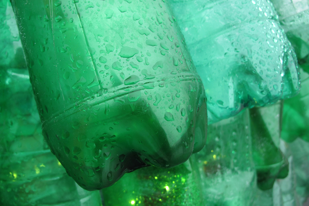 Cana flex: plástico verde Cana flex: plástico verde