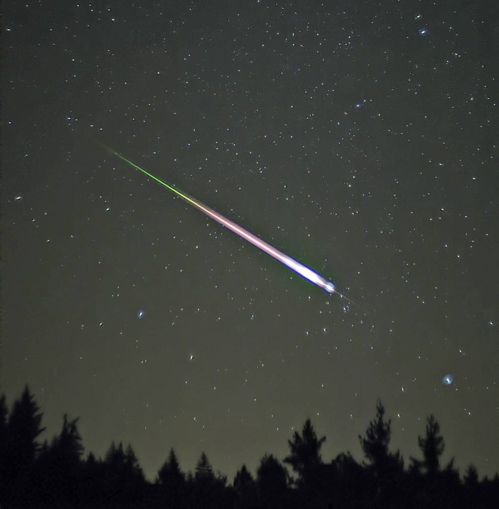 Leonid_Meteor Meteoro da chuva de meteoros Leónida