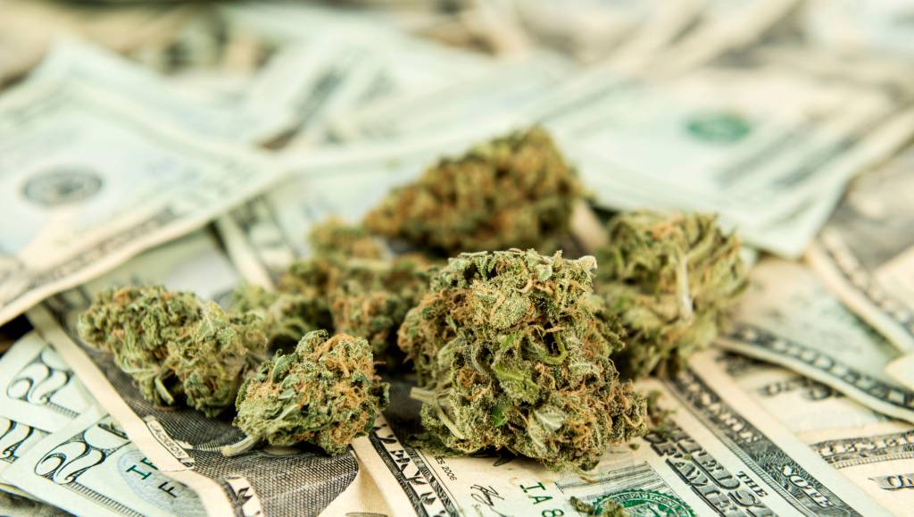 Maconha legalizada movimentou US$ 5,4 bilhões nos EUA
