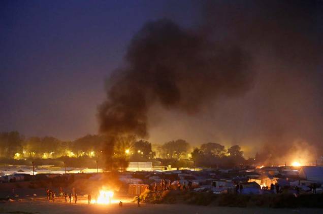 Destruição no campo de refugiados Destruição no campo de refugiados
