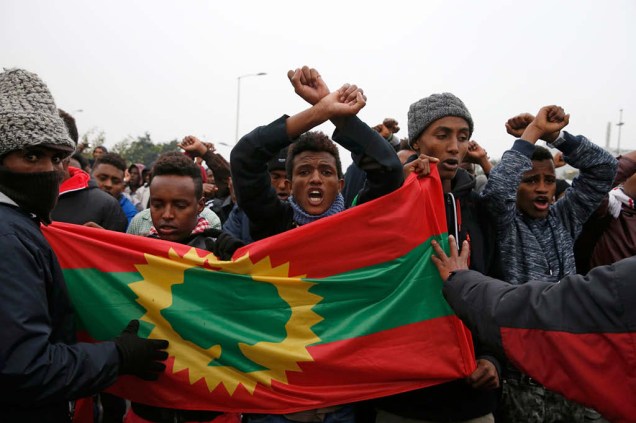 Refugiados etíopes do grupo Oromo reagem contra as autoridades francesas
