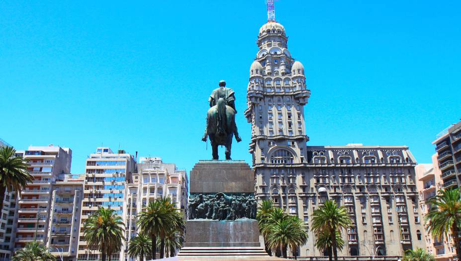 9º da América: Montevidéu, no Uruguai (78º lugar geral) 9º da América: Montevidéu, no Uruguai (78º lugar geral)