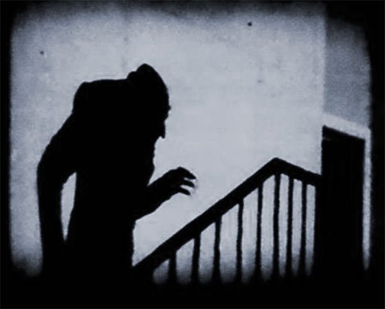 <i>Nosferatu (1922)</i>