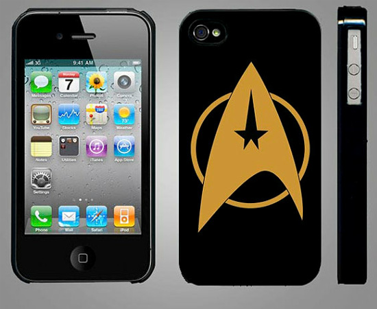 Vida longa e próspera! Esta capinha de iPhone traz o símbolo da Frota Estelar de Star Trek.