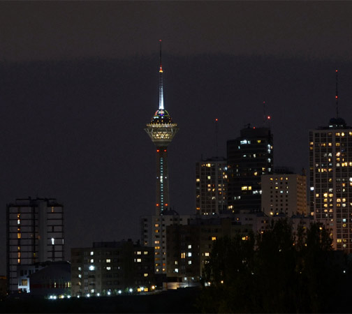 6. Milad. Esta torre de 435 metros de altura foi inaugurada em 2008, em Teerã, no Irã.