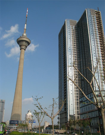 8. Tianjin Tower. A torre de 415 metros de altura existe desde 1991 em Tianjin, na China. Sim, mais uma que fica na China.