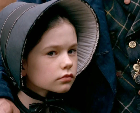 MELHOR ATRIZ COADJUVANTE - Antes de viver entre vampiros em True Blood, Anna Paquin era uma atriz mirim bem talentosa. Aos 11 anos, ganhou o Oscar de Melhor Atriz Coadjuvante por seu trabalho em O piano (1993). No filme, ela vive uma criança que inferniza a vida da própria mãe.
