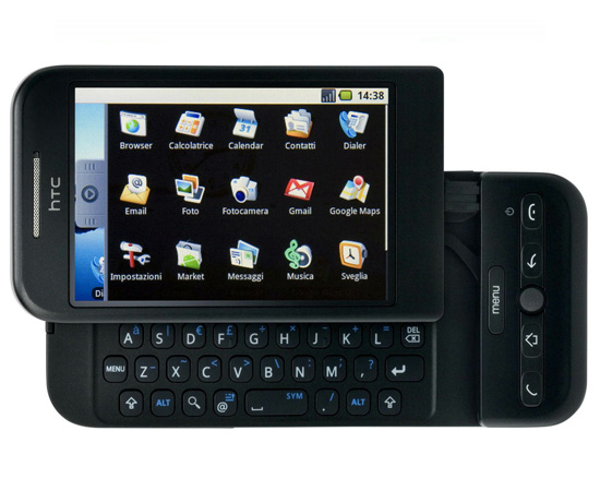O primeiro aparelho Android, o HTC Dream G1, foi lançado no dia 22 de outubro de 2008. Ele possuía funcionalidades bastante avançadas para a época, como a janela de notificações, a integração profunda com o Gmail e o uma central para download de aplicativos: o Android Market.