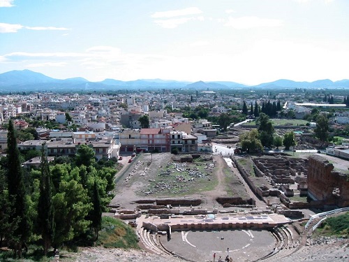 A Grécia também tem duas representantes na lista. Além da capital do país, Argos tem milênios de história. Segundo alguns historiadores, a região é habitada há 7 mil anos.