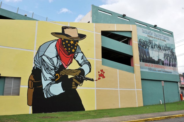 Nem hospitais escapam do projeto de arte de rua portorriquenho,