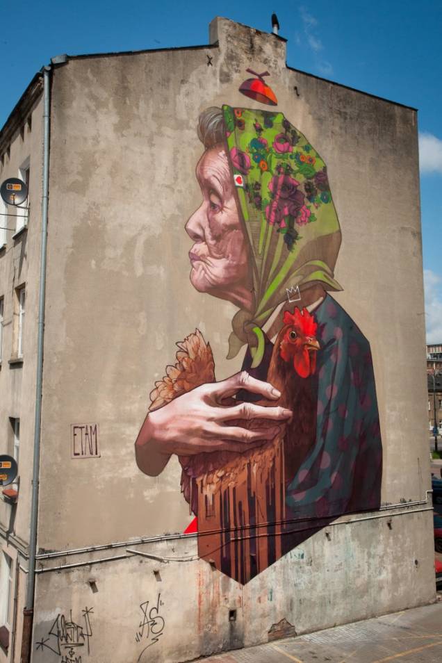 "Madamme Chicken". Outra obra da dupla polonesa na cidade natal Lodz, em 2013. "Madamme Chicken". Outra obra da dupla polonesa na cidade natal Lodz, em 2013.