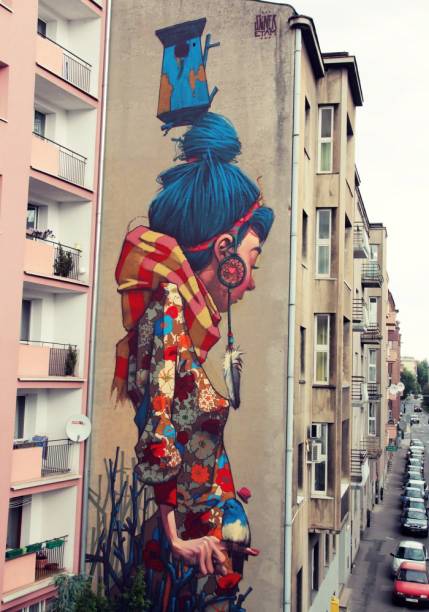 Arte produzida pelo duo Etam Cru na parede da Urban Forms Gallery, em Lodz, em 2012