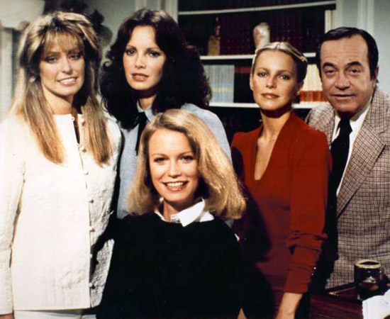 As Panteras (1976) são três moças espiãs que trabalham sob o comando de um misterioso chefe: Charlie. As Panteras (1976) são três moças espiãs que trabalham sob o comando de um misterioso chefe: Charlie.