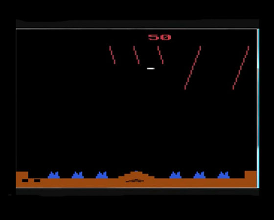 No game Missile Command, de 1980, a missão era fácil de entender: o jogador tinha que impedir que as cidades fossem destruídas por dezenas de mísseis. No game Missile Command, de 1980, a missão era fácil de entender: o jogador tinha que impedir que as cidades fossem destruídas por dezenas de mísseis.