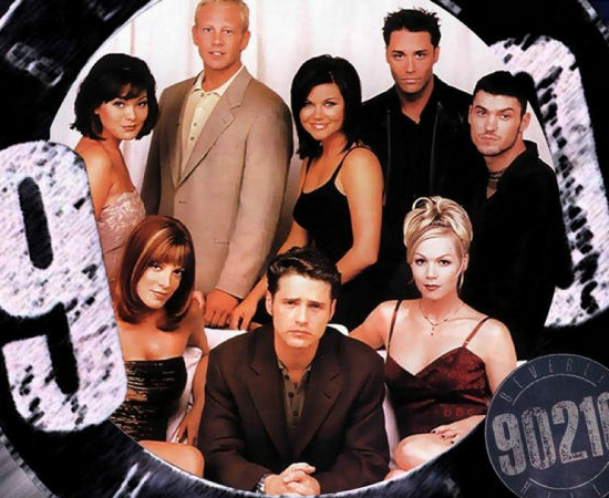 Barrados no Baile (1990) é uma série de TV sobre um grupo de adolescentes de elite que moravam em Beverly Hills (Califórnia).
