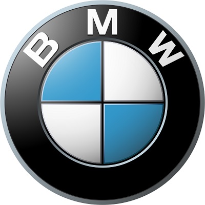 BMW - A sigla do nome da marca significa Bayerische Motoren Werke, que em bom português quer dizer Fábrica de Motores da Baviera. As cores do símbolo lembram a bandeira dessa região alemã.