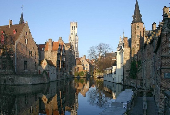 Bruges, na Bélgica,  talvez seja o nome menos conhecido da lista. Apelidada por muitos de "Veneza do Norte", Bruges é uma das cidades medievais mais preservadas do mundo.