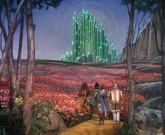 Cidade das Esmeraldas é a capital da Terra de Oz e está localizada no fim da estrada de tijolos amarelos.