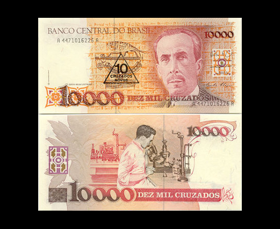 A economia era uma piada. A cédula de Cz$ (cruzado) 1 000 valia Cz$ 222 no fim do ano. A economia era uma piada. A cédula de Cz$ (cruzado) 1 000 valia Cz$ 222 no fim do ano.