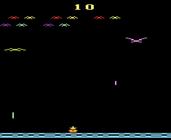 DEMON ATTACK (1982) - Neste jogo, os habitantes do estranho planeta Krybor precisam usar canhões de laser para destruir demônios. É preciso ter uma boa mira para acertar as ondas que aparecem no céu a todo momento.