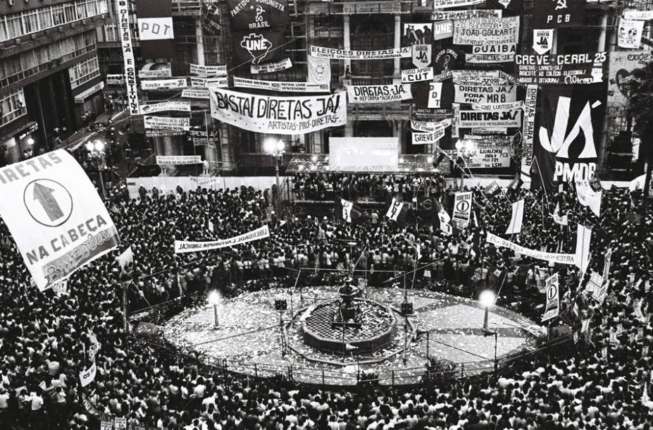 A participação dos estudantes também foi marcante durante as Diretas Já, em 1984. Após sofrerem severas represálias durante a ditadura militar, o movimento voltou às ruas, lutando pela democracia com manifestações nos principais comícios populares. 