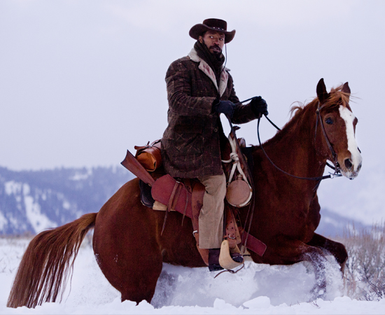 Ambientado no sul dos Estados Unidos dois anos antes da Guerra Civil, Django Livre é estrelado pelo vencedor do Oscar, Jamie Foxx, como Django, um escravo cujo histórico brutal com seus ex-senhores o coloca cara a cara com um caçador de recompensas.