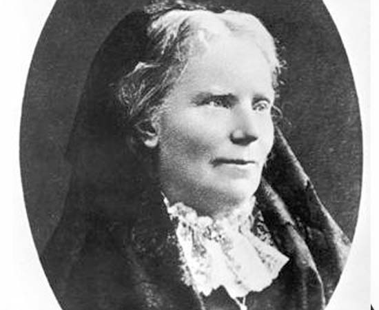 Elizabeth Blackwell (1821 - 1910) - Física americana que se tornou conhecida por ser a primeira mulher a praticar medicina nos Estados Unidos. Fundou a Universidade Médica da Mulher.