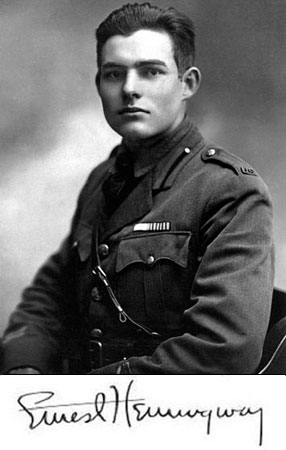 Ernest Hemingway, escritor e jornalista norte-americano. Autor de O Sol Também Se Levanta e O Velho e o Mar. Ernest Hemingway, escritor e jornalista norte-americano. Autor de O Sol Também Se Levanta e O Velho e o Mar.