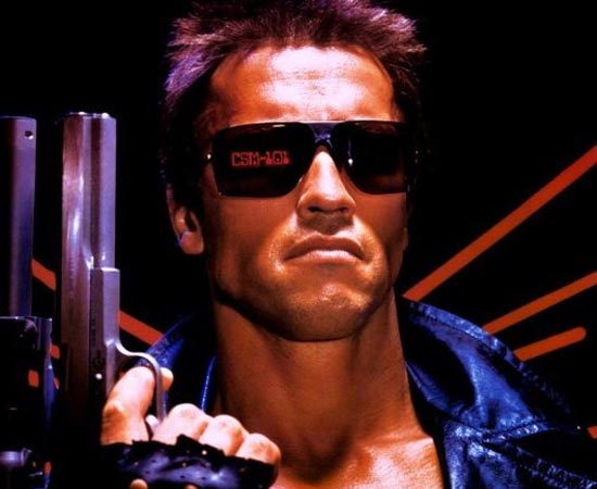 O EXTERMINADOR DO FUTURO - A saga Terminator começou em 1984, com o filme dirigido por James Cameron. O longa foi estrelado por Arnold Schwarzenegger, que estava no auge de sua carreira, logo após os dois filmes da franquia de Conan - o Bárbaro.