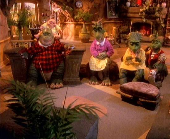 Família Dinossauro (1991) é uma série de TV que mostra a história de uma família de répteis que vive na Pré-História.