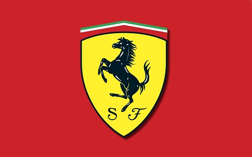 FERRARI - O cavalo negro empinado era o símbolo de Francesco Baracca, um lendário piloto italiano e herói nacional. No fundo amarelo, aparecem ainda as letras S e F, de Scuderia Ferrari. FERRARI - O cavalo negro empinado era o símbolo de Francesco Baracca, um lendário piloto italiano e herói nacional. No fundo amarelo, aparecem ainda as letras S e F, de Scuderia Ferrari.