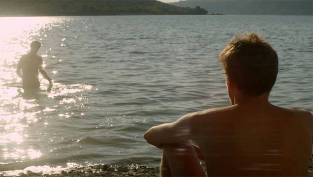 Um estranho no lago (Alain Guiraudie, 2013) Um estranho no lago (Alain Guiraudie, 2013)