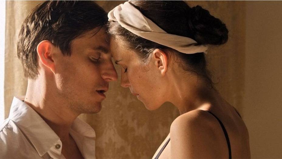 Hotel Desire (Sergej Moya, 2011)