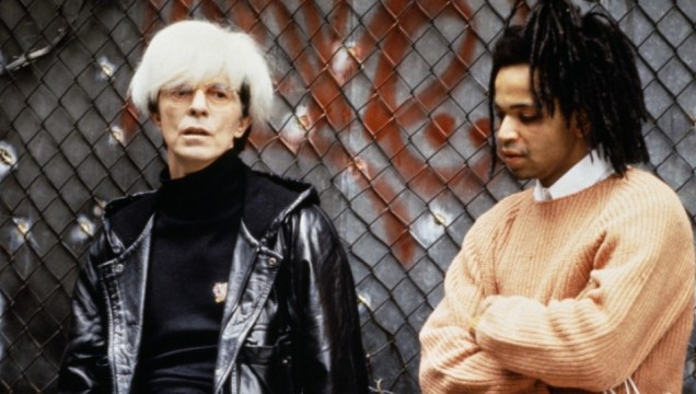 <em>Basquiat </em>(1996) - "Andy Warhol" é uma das músicas de Hunky Dory (1971), o álbum que alçou Bowie ao Olimpo - mostra de como ele veberava o criador da pop art. Um quarto de século depois, Bowie faria o papel de Warhol em "Basquiat".