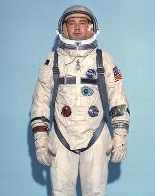 O traje espacial Gemini faz parte da história de conquistas da Nasa: foi o modelo usado durante a primeira caminhada espacial de astronautas norte-americanos.