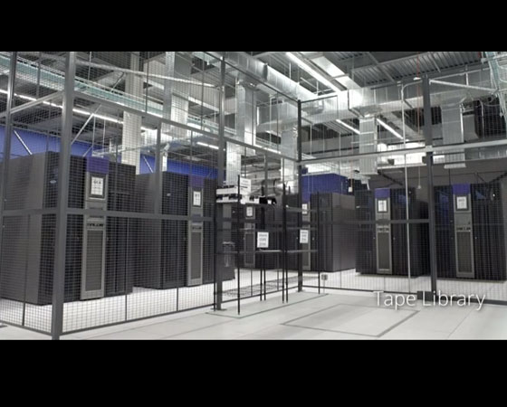 Eles também guardam uma outra cópia das informações mais importantes em fitas digitais, que ficam armanzenadas nesta biblioteca.