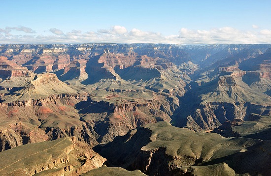 Conhecido cartão-postal dos Estados Unidos, a região do Grand Canyon também tem seu parque nacional. Tudo para preservar uma das maravilhas da natureza.