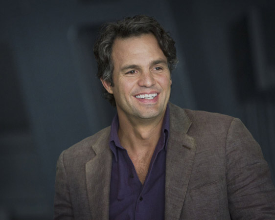 E Mark Ruffalo como Hulk.