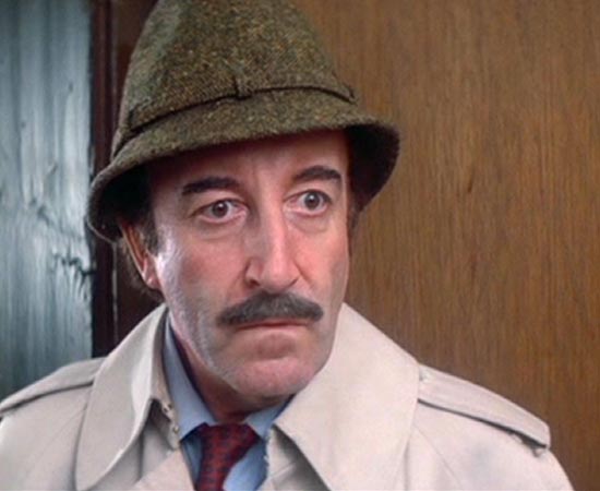 Jacques Clouseau é um personagem da série de livros A Pantera Cor-de-rosa de Blake Edwards. Trata-se de um incompetente investigador da Guarda Francesa. Seu trabalho é sempre sinônimo de trapalhadas e desastres. Jacques Clouseau é um personagem da série de livros A Pantera Cor-de-rosa de Blake Edwards. Trata-se de um incompetente investigador da Guarda Francesa. Seu trabalho é sempre sinônimo de trapalhadas e desastres.