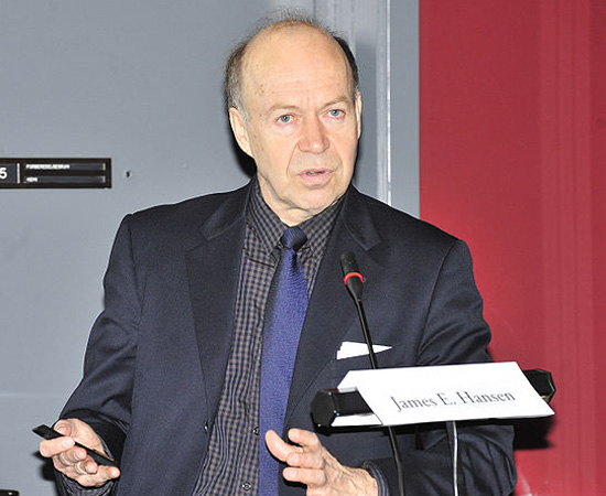 JAMES HANSEN (1941) - Climatologista americano, chefe do Instituto de Pesquisas Especiais Goddard da Nasa e professor da Universidade de Columbia. Foi um dos primeiros cientistas a alarmar o mundo sobre o Efeito Estufa.