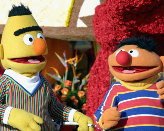 ´Vila Sésamo´ ganhou também um canal no YouTube, com o nome de ´SesameStreet´ e diversos vídeos da versão americana do programa. Na foto, Bert e Ernie, dois dos personagens mais conhecidos da série.