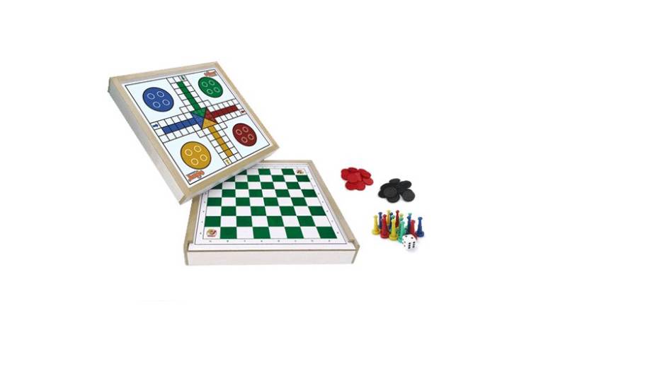 Destaque dos anos 90, ludo, dama e trilha eram especialmente maravilhosos em dia de chuva, quando a família se reunia. Clássico dos tabuleiros, exigiam concentração e raciocínio, além de lanchinhos periódicos. 