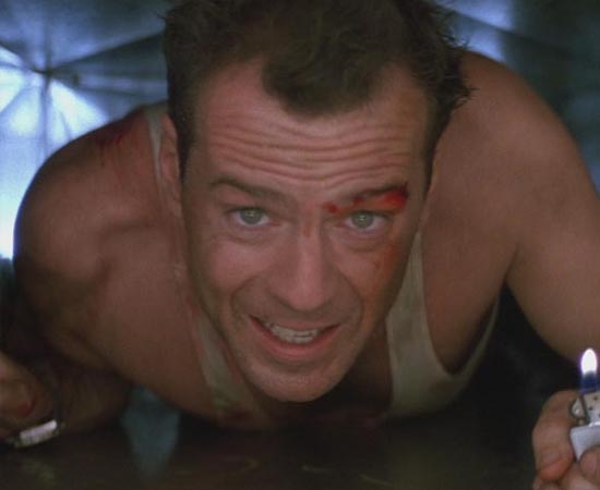 John McClane é o personagem principal dos filmes Duro de Matar. Ele é detetive do Departamento de Polícia de Nova Iorque. O papel foi eternizado pela interpretação de Bruce Willis.