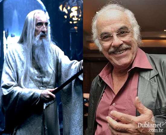 Dublador: Jonas Mello. Emprestou a voz para Saruman (O Senhor dos Anéis) e era o narrador de Cavaleiros do Zodíaco. Dublador: Jonas Mello. Emprestou a voz para Saruman (O Senhor dos Anéis) e era o narrador de Cavaleiros do Zodíaco.