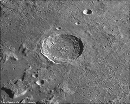 As imagens coletadas pelos astrofotógrafos planetários são uma importante fonte de dados para as pesquisas astronômicas. Por isso, uma parceria surgiu entre eles e os astrônomos. Adoramos mostrar nossas fotos e ajudar no desenvolvimento da ciência, conta Gabriela. As imagens coletadas pelos astrofotógrafos planetários são uma importante fonte de dados para as pesquisas astronômicas. Por isso, uma parceria surgiu entre eles e os astrônomos. Adoramos mostrar nossas fotos e ajudar no desenvolvimento da ciência, conta Gabriela.