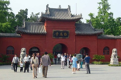 Luoyang é a cidade mais antiga da China - é continuamente habitada há pelo menos 4 mil anos.