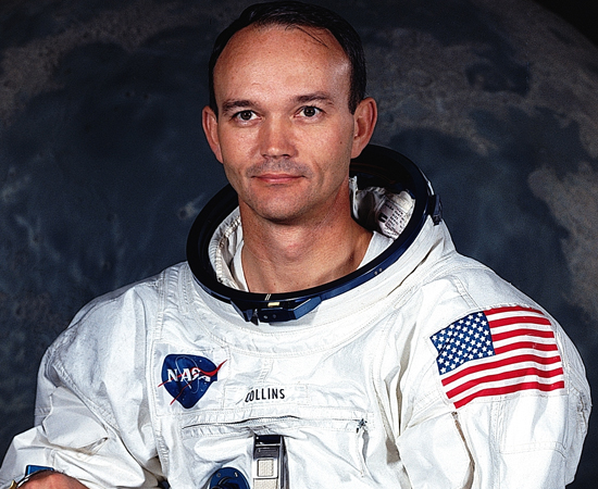 MICHAEL COLLINS - Astronauta americano. Foi o piloto do módulo de comando que orbitou a Lua na Missão Apollo 11. Foi o único dos três tripulantes que não pisou no satélite. Após se aposentar da Força Aérea dos EUA, tornou-se professor da Universidade de Harvard. MICHAEL COLLINS - Astronauta americano. Foi o piloto do módulo de comando que orbitou a Lua na Missão Apollo 11. Foi o único dos três tripulantes que não pisou no satélite. Após se aposentar da Força Aérea dos EUA, tornou-se professor da Universidade de Harvard.