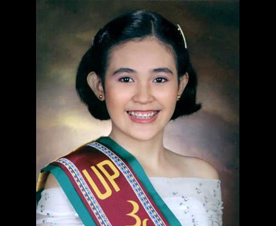 A jovem Mikaela Fudolig nasceu em 1991 nas Filipinas. Com capacidades mentais de um verdadeiro gênio, ela conquistou seu primeiro diploma, uma graduação em Física na Universidade das Filipinas, com apenas 16 anos de idade! Dois anos depois, concluiu seu mestrado na mesma instituição. A jovem Mikaela Fudolig nasceu em 1991 nas Filipinas. Com capacidades mentais de um verdadeiro gênio, ela conquistou seu primeiro diploma, uma graduação em Física na Universidade das Filipinas, com apenas 16 anos de idade! Dois anos depois, concluiu seu mestrado na mesma instituição.